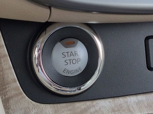 Certified 2024 Nissan Murano SL image 30