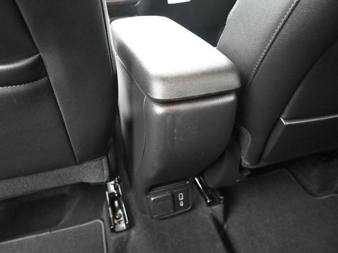 Used 2021 Chevrolet TrailBlazer ACTIV w/ Technology Package AWD/4WD image 21