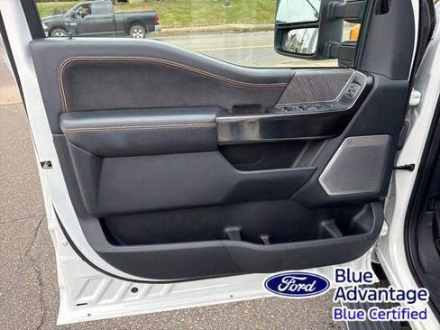 Certified 2022 Ford F150 Platinum w/ Equipment Group 701A High image 16