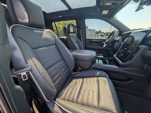 Used 2025 GMC Yukon XL AT4 Ultimate w/ LPO, Floor Liner Package AWD/4WD image 18