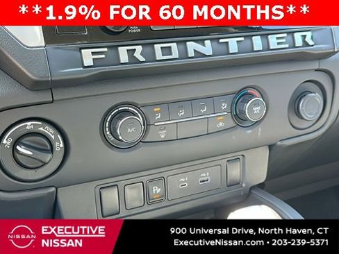 New 2025 Nissan Frontier SV image 18