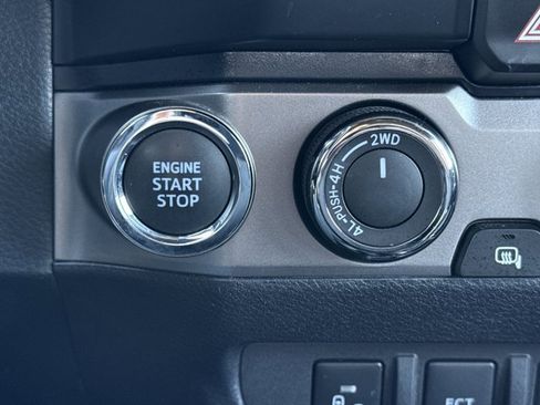 Used 2023 Toyota Tacoma Limited image 23