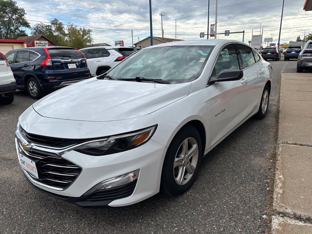 Used 2021 Chevrolet Malibu LS FWD image 3