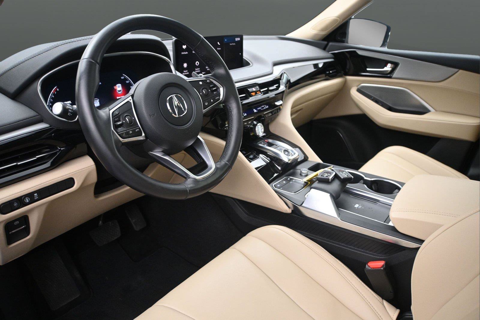Certified 2024 Acura MDX SH-AWD image 2