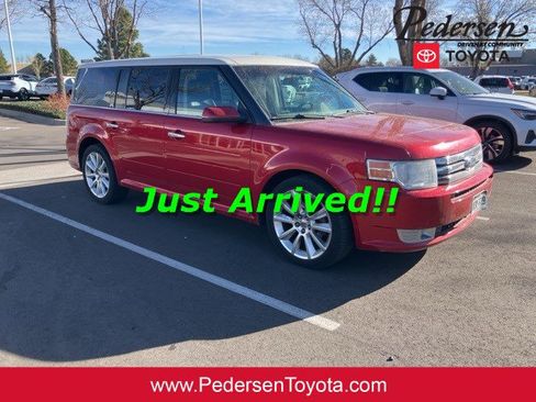 Used 2010 Ford Flex SEL image 1