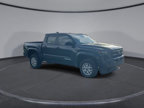 Used 2026 Toyota Tacoma SR5 RWD image 2