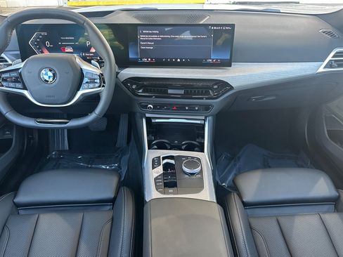 Used 2025 BMW 330i Sedan w/ Premium Package RWD image 17