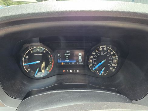 Used 2022 Ford Ranger XLT w/ Equipment Group 301A Mid AWD/4WD image 9