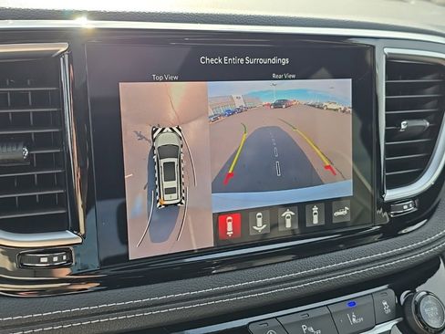 New 2026 Chrysler Pacifica Limited w/ S Appearance Package image 5