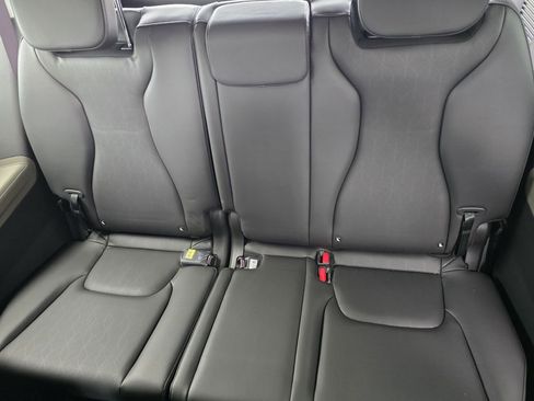 New 2026 Kia Carnival EX FWD image 18
