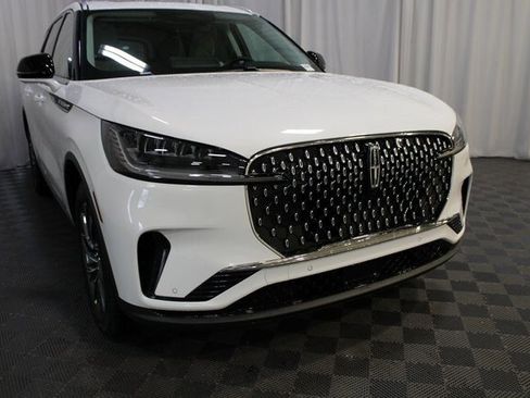 New 2026 Lincoln Aviator Premiere image 53