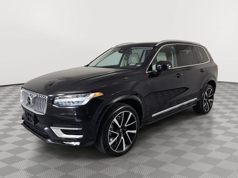 Used 2024 Volvo XC90 B6 Plus AWD/4WD image 4