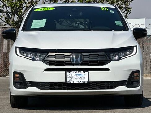Used 2025 Honda Odyssey Sport-L image 9
