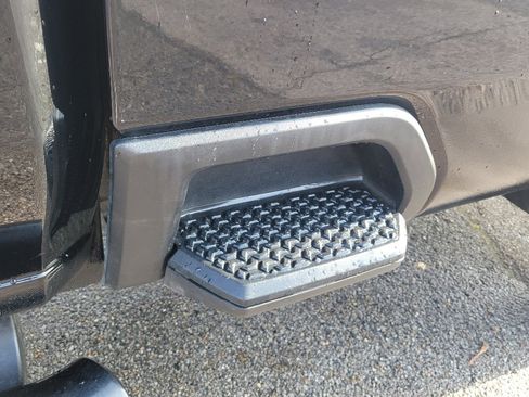 Used 2021 Chevrolet Silverado 2500 W/T image 29