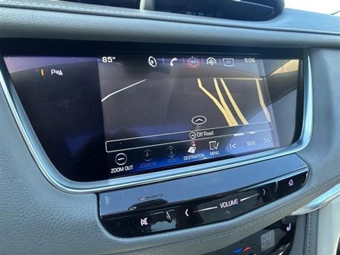 Used 2017 Cadillac XT5 Luxury w/ Driver Awareness Package image 13