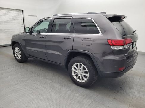 Used 2021 Jeep Grand Cherokee Laredo w/ Security & Convenience Group AWD/4WD image 3