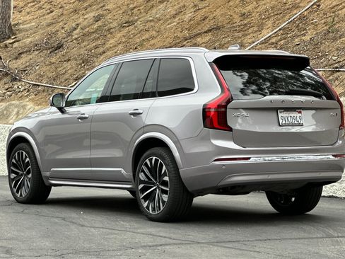Used 2026 Volvo XC90 B6 Core AWD/4WD image 7