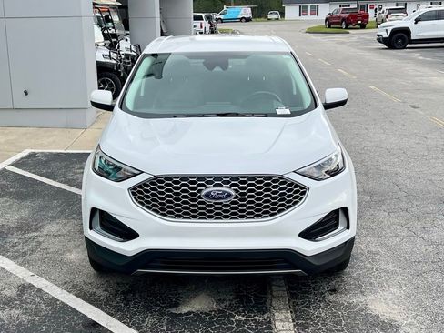 Used 2024 Ford Edge SEL image 11