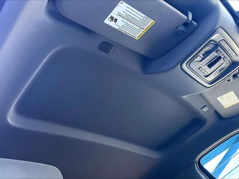 Used 2019 Chevrolet Silverado 1500 LT w/ Texas Edition image 13