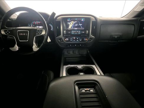 Used 2018 GMC Sierra 1500 SLE image 15