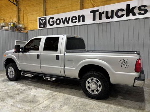 Used 2016 Ford F250 XLT AWD/4WD image 5