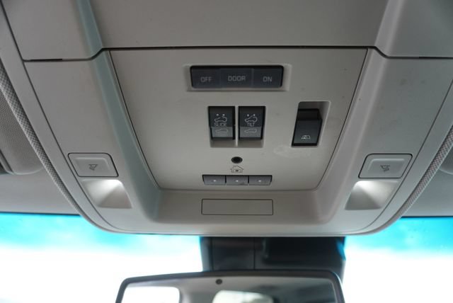 Used 2018 GMC Sierra 3500 Denali AWD/4WD image 37