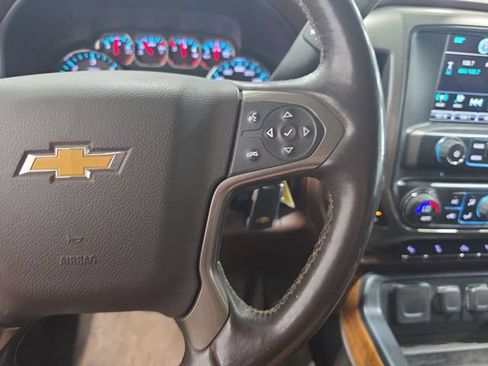 Used 2016 Chevrolet Silverado 1500 High Country w/ High Country Premium Package AWD/4WD image 12