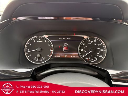 Certified 2025 Nissan Pathfinder SV image 26