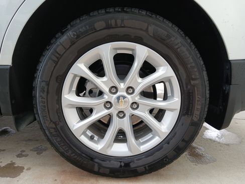 Used 2021 Chevrolet Equinox LT image 15