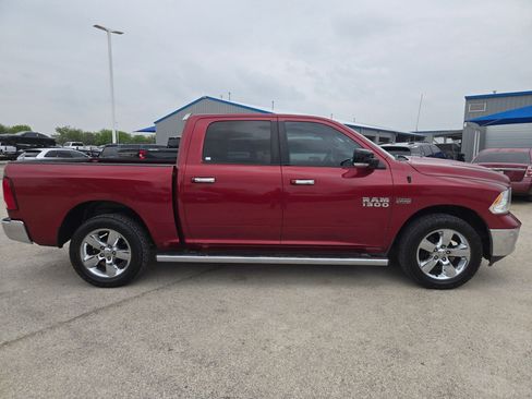 Used 2014 RAM 1500 Lone Star RWD image 2