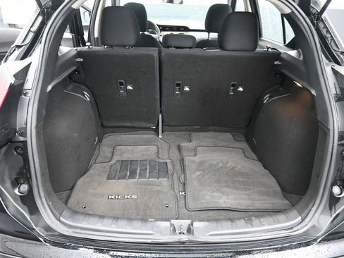 Used 2023 Nissan Kicks S FWD image 14