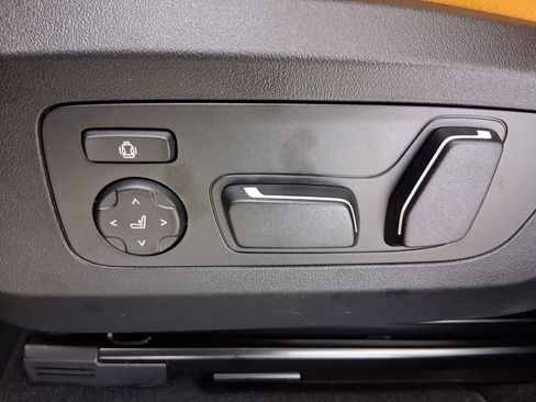 New 2026 BMW X3 xDrive30 w/ M Sport Package image 12