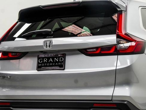 Used 2024 Honda CR-V EX image 13