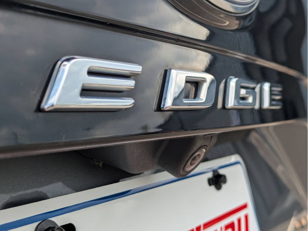Used 2024 Ford Edge Titanium AWD/4WD image 9