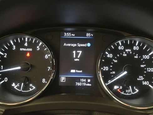 Used 2018 Nissan Rogue SL AWD/4WD image 18