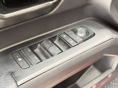 Used 2024 Toyota Tacoma SR5 image 13