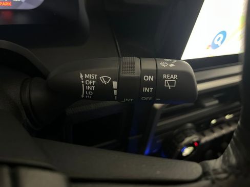 Used 2025 Toyota 4Runner Limited image 60