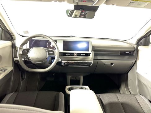 Used 2024 Hyundai Ioniq 5 SEL image 12