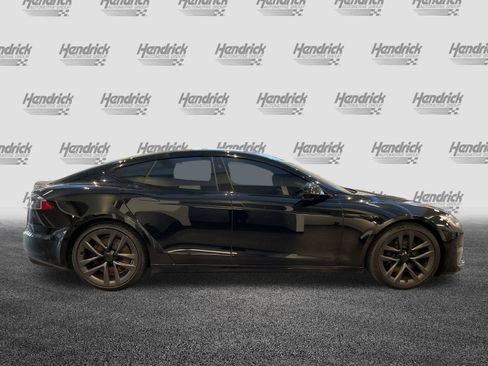 Used 2022 Tesla Model S image 11