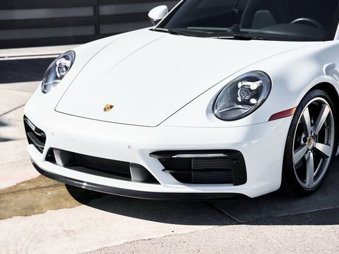 Used 2024 Porsche 911 Carrera 4S image 6