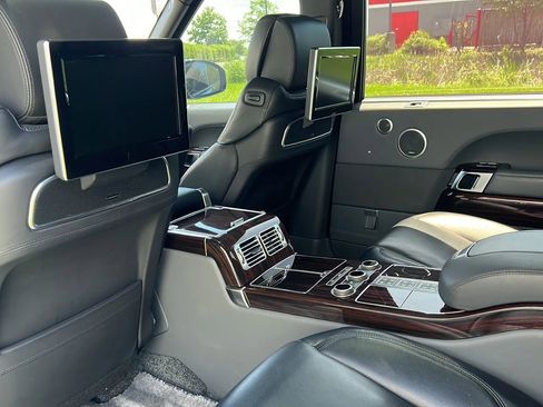 Used 2016 Land Rover Range Rover LWB SV Autobiography image 29