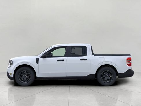 New 2026 Ford Maverick XLT w/ XLT Luxury Package image 3