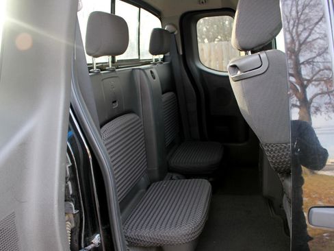 Used 2009 Nissan Frontier SE w/ SE Value Truck Pkg image 28