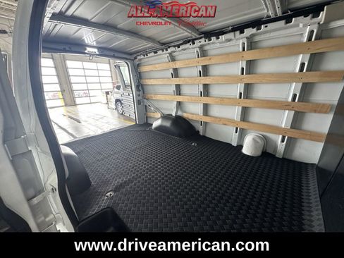 Used 2023 Chevrolet Express 2500 w/ Driver Convenience Package image 25