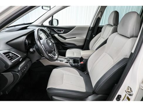 Used 2022 Subaru Forester Premium AWD/4WD image 12
