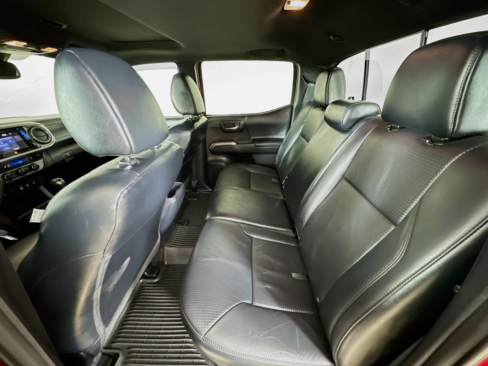 Used 2019 Toyota Tacoma Limited AWD/4WD image 22