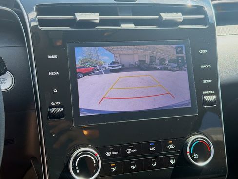 Used 2023 Hyundai Tucson SEL FWD image 11