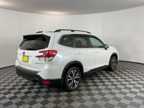 Used 2019 Subaru Forester Limited AWD/4WD image 5