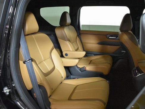 New 2025 Nissan Armada SL w/ Captain's Chari Seat Package AWD/4WD image 41
