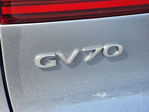 Used 2024 Genesis GV70 3.5T Sport w/ Sport Prestige Package image 11